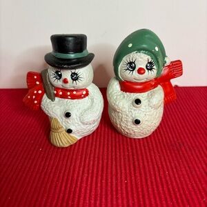 Christmas Snowman salt and pepper Set - Red and Green